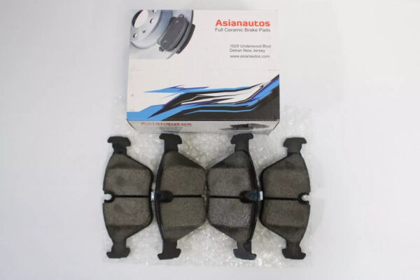 Asianautos ACR725 Premium Ceramic Disc Brake Pad Set