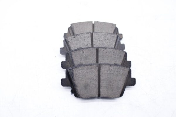 Asianautos ACR2212 Premium Ceramic Disc Brake Pad Set - Image 3