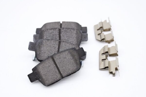 Asianautos ACR1103H Premium Ceramic Disc Brake Pad Set - Image 3