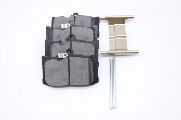 Asianautos ACR1686H Premium Ceramic Disc Brake Pad Set - Image 3