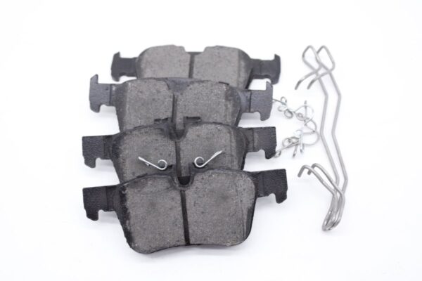 Asianautos ACR1938H Premium Ceramic Disc Brake Pad Set - Image 3