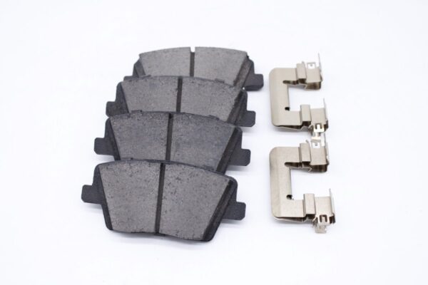 Asianautos ACR2212H Premium Ceramic Disc Brake Pad Set - Image 3