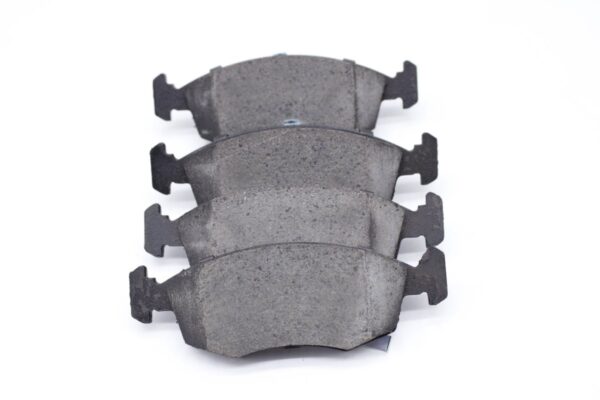 Asianautos ACR1568 Premium Ceramic Disc Brake Pad Set - Image 3