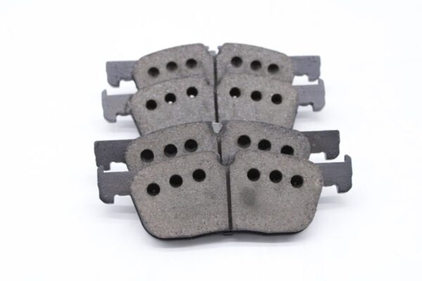 Asianautos ACR1838 Premium Ceramic Disc Brake Pad Set - Image 3