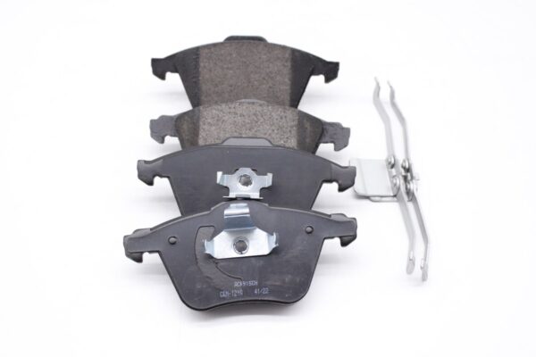 Asianautos ACR915CH Premium Ceramic Disc Brake Pad Set - Image 2